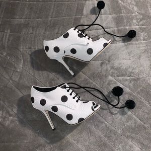 DOLCE & GABBANA WHITE POLKA DOT PEEP TOES BOOTIES